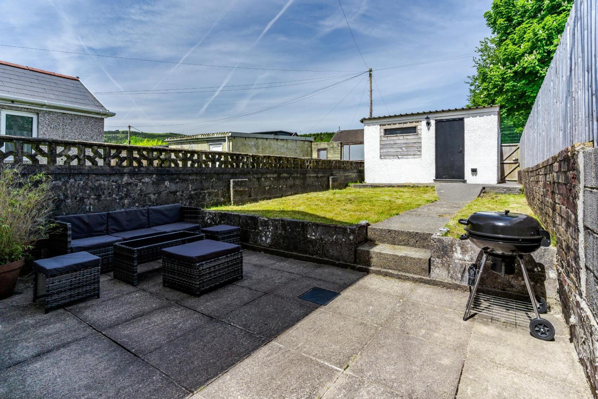 Ty Gwladus A Einion By Wales Escapes Villa Glyn Neath Exterior photo